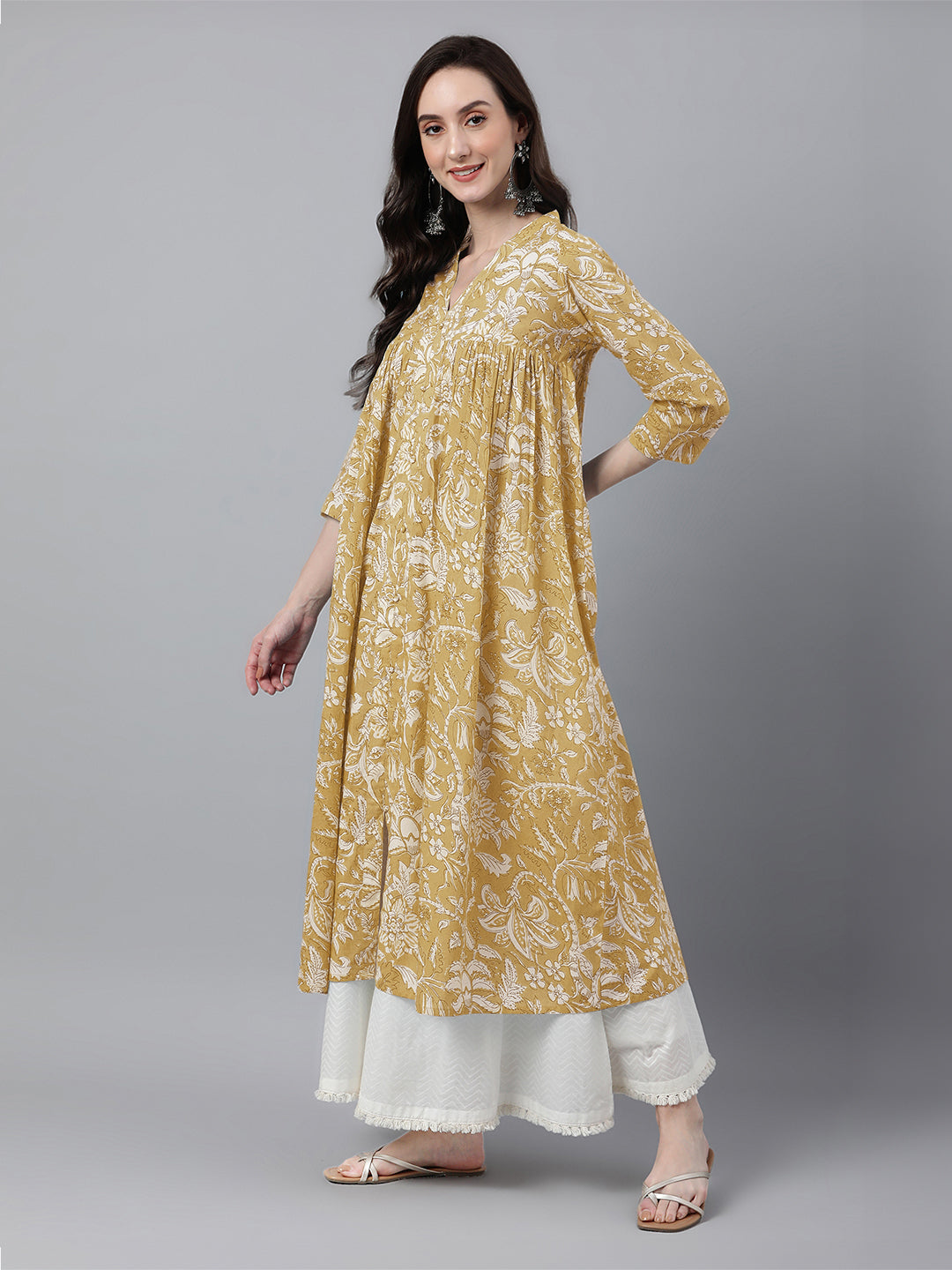Janasya Light Cotton Floral Flared Kurta