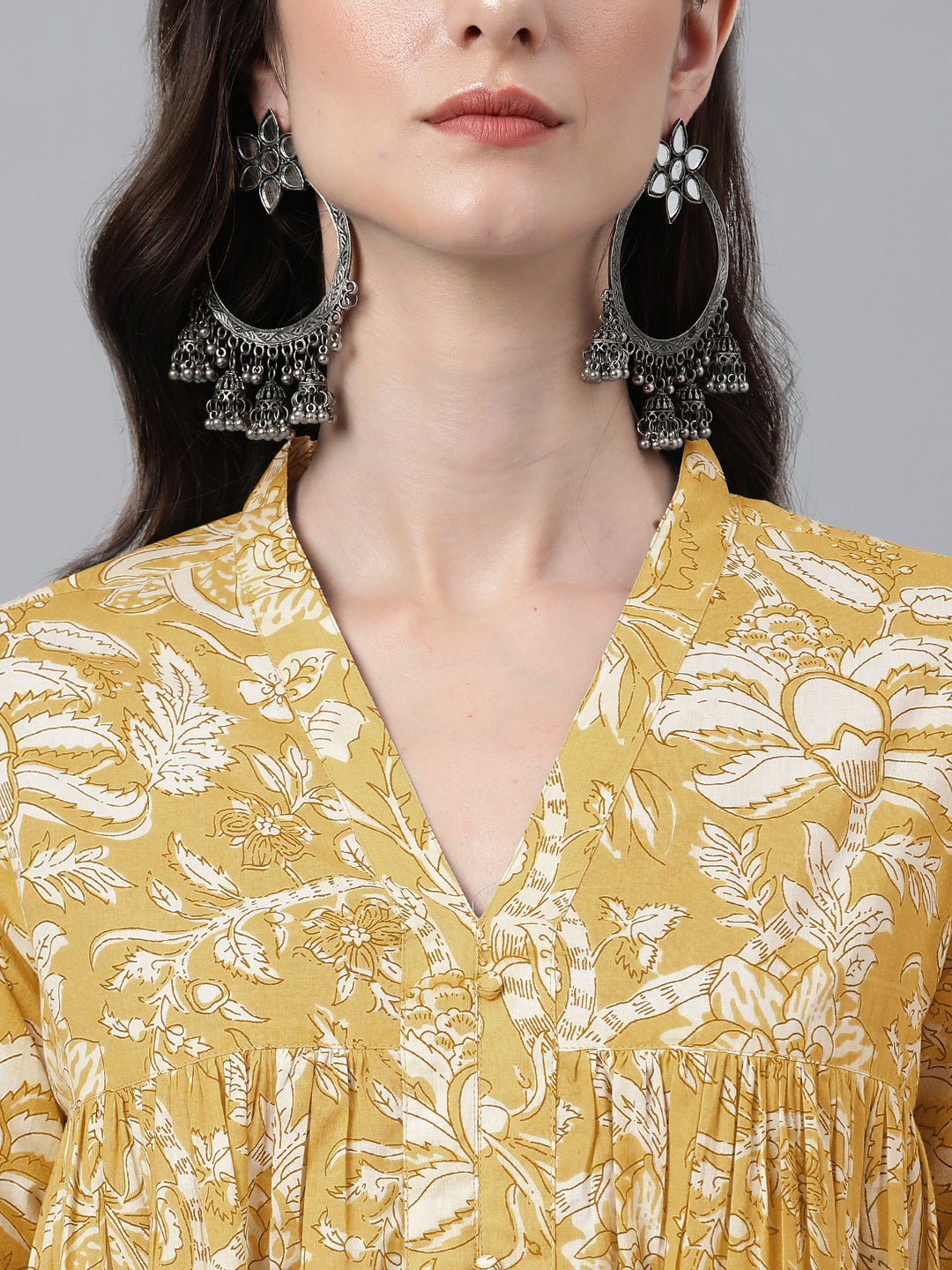 Janasya Light Cotton Floral Flared Kurta