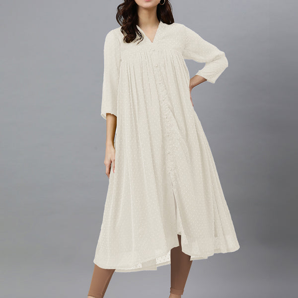 Janasya Light Dobby Chiffon Self Design Flared Kurta