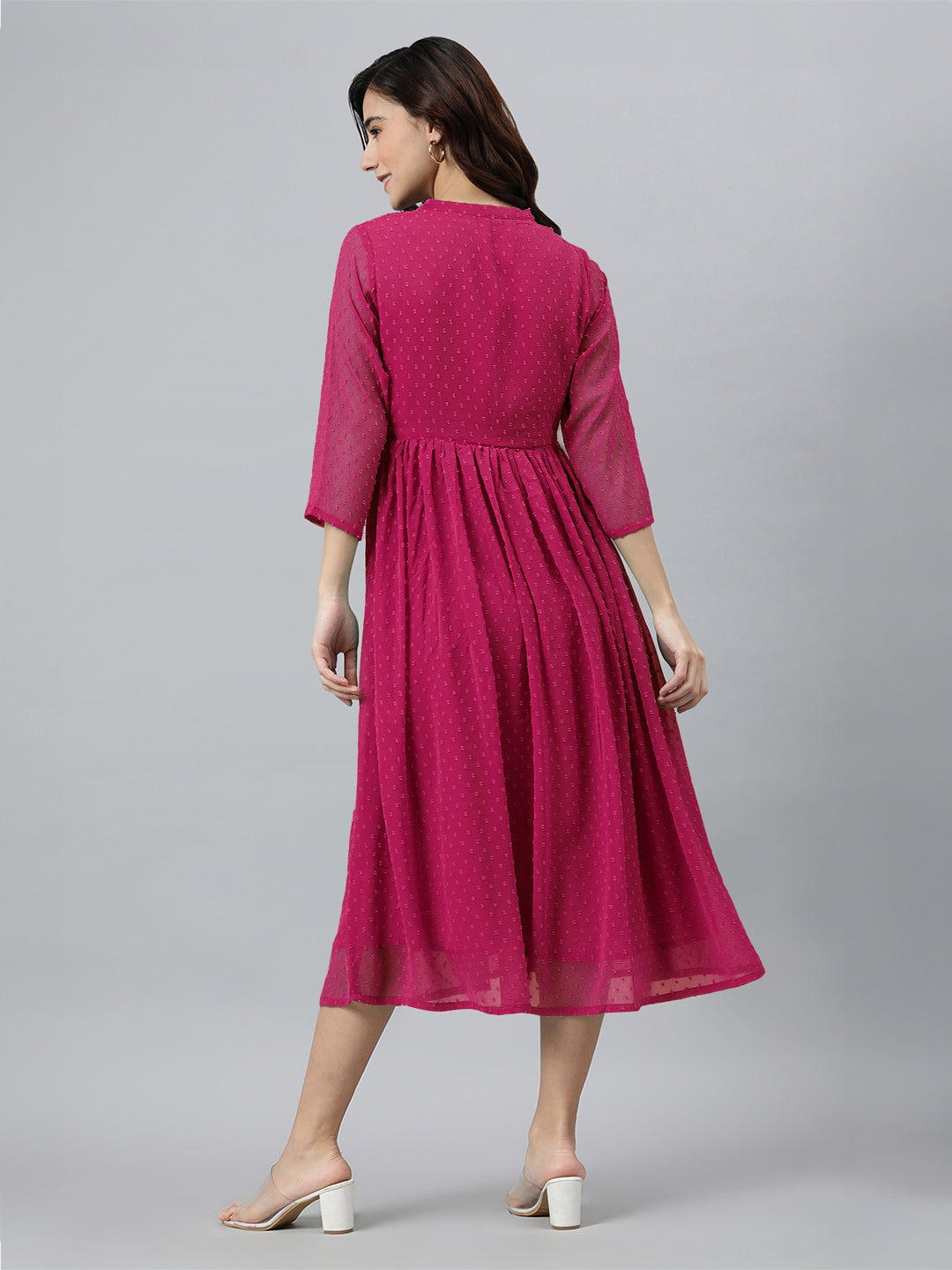 Janasya Bright Dobby Chiffon Self Design Flared Kurta
