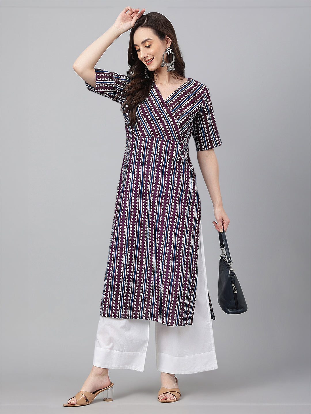 Janasya Dark Cotton Geometric Straight Kurta