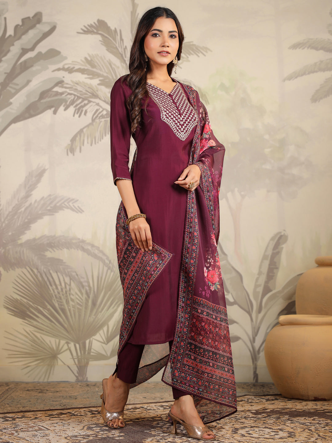 Janasya Dark Chanderi Yoke Embroidery Straight Kurta Set