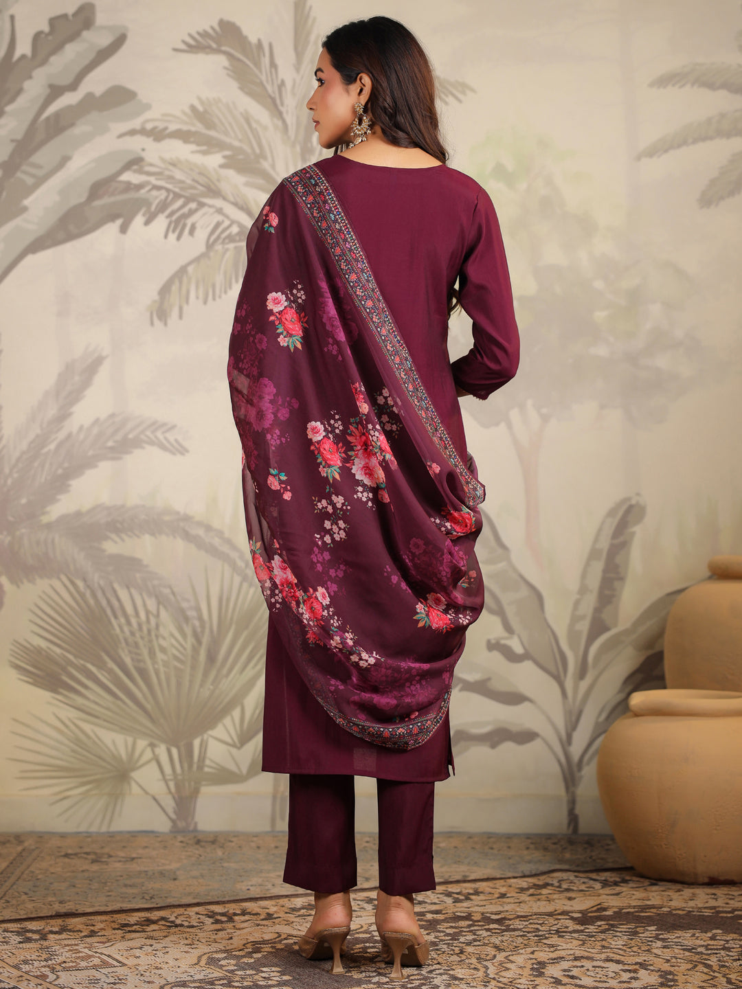 Janasya Dark Chanderi Yoke Embroidery Straight Kurta Set