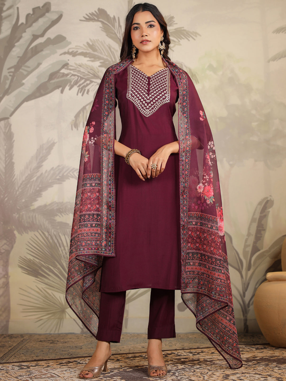 Janasya Dark Chanderi Yoke Embroidery Straight Kurta Set