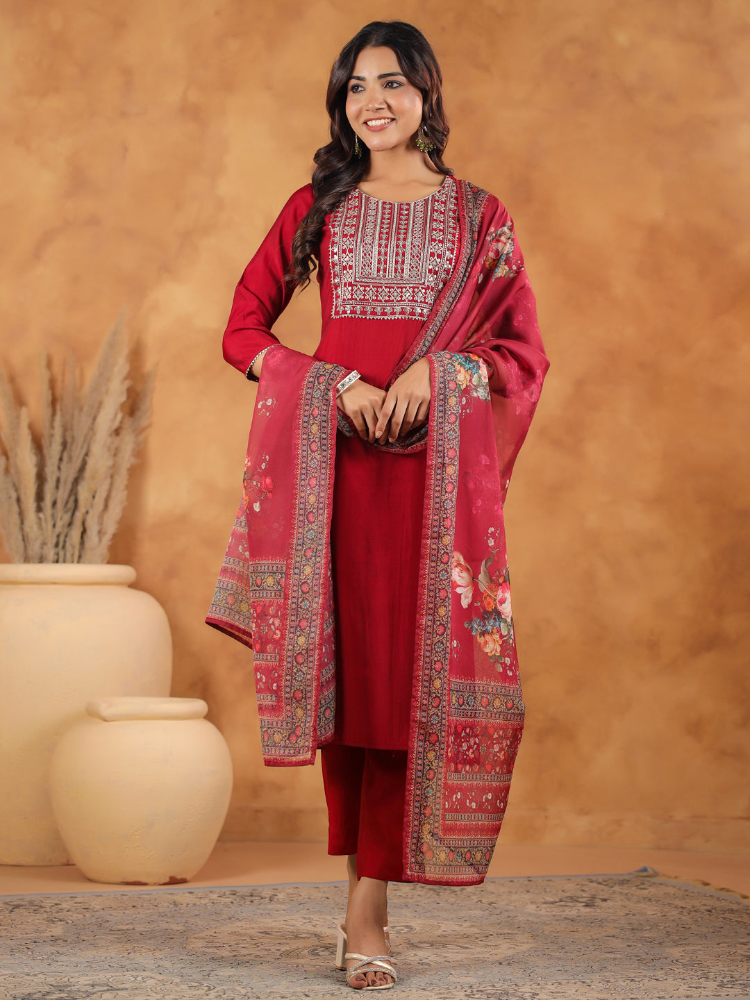 Janasya Dark Chanderi Yoke Embroidery Straight Kurta Set