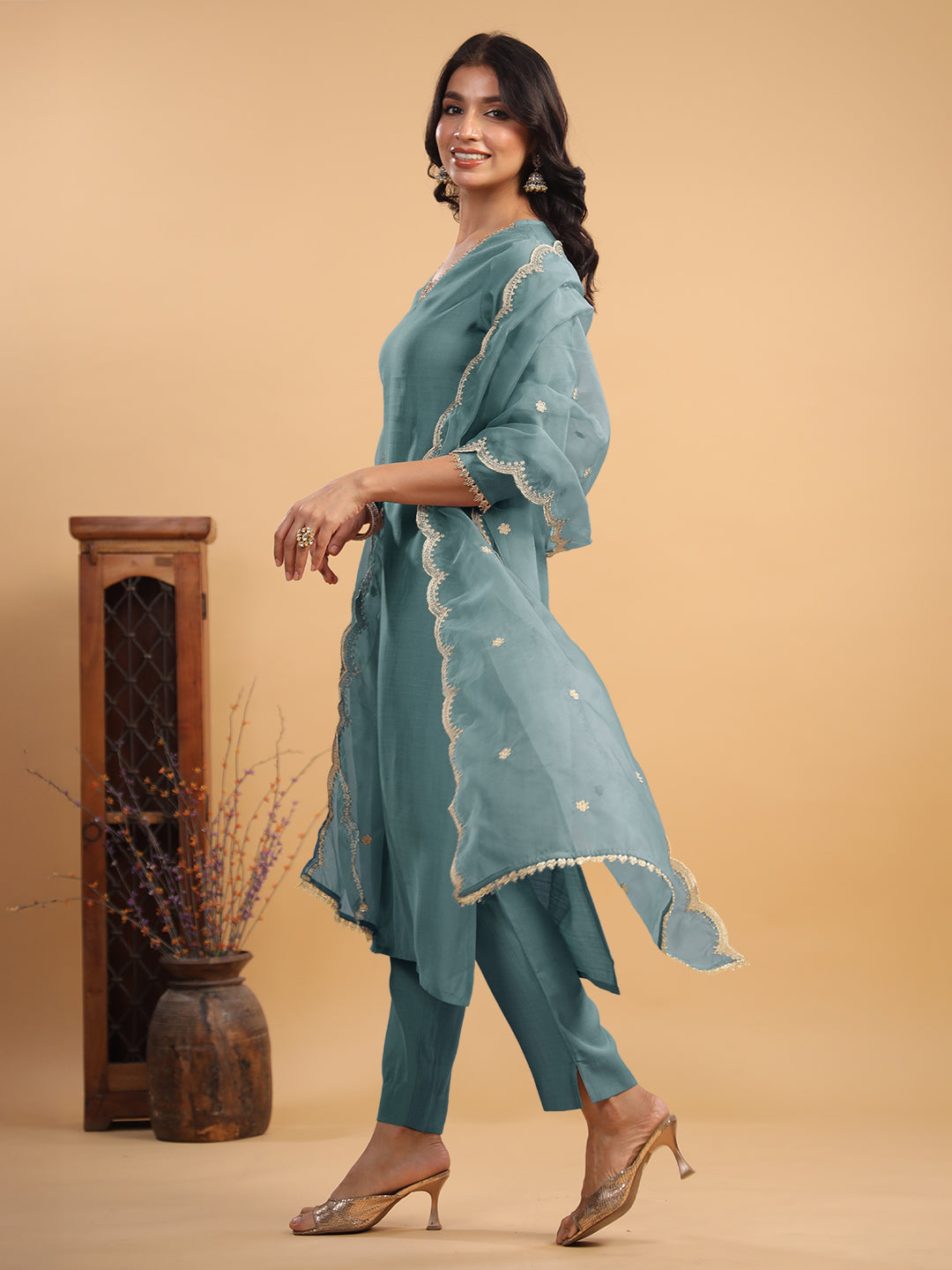 Janasya Light Chanderi Solid Straight Kurta Set