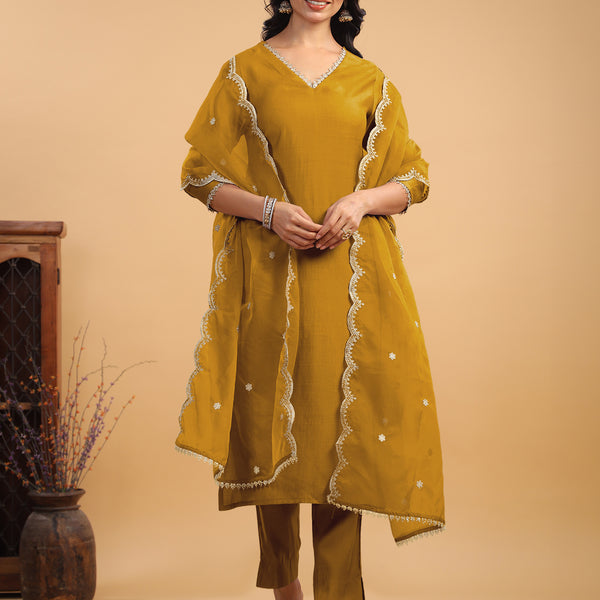 Janasya Light Chanderi Solid Straight Kurta Set