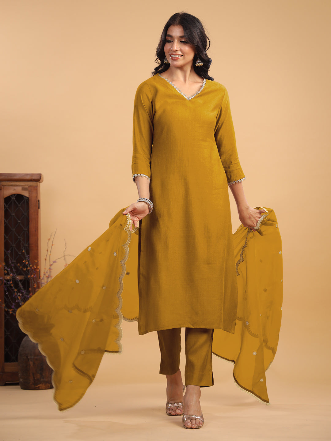 Janasya Light Chanderi Solid Straight Kurta Set