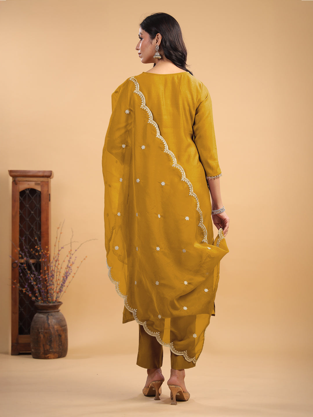 Janasya Light Chanderi Solid Straight Kurta Set