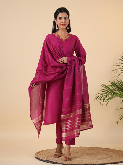 Janasya Dark Cotton Blend Solid Straight Kurta Set - Distacart