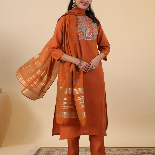 Janasya Dark Cotton Blend Yoke Embroidery Straight Kurta Set