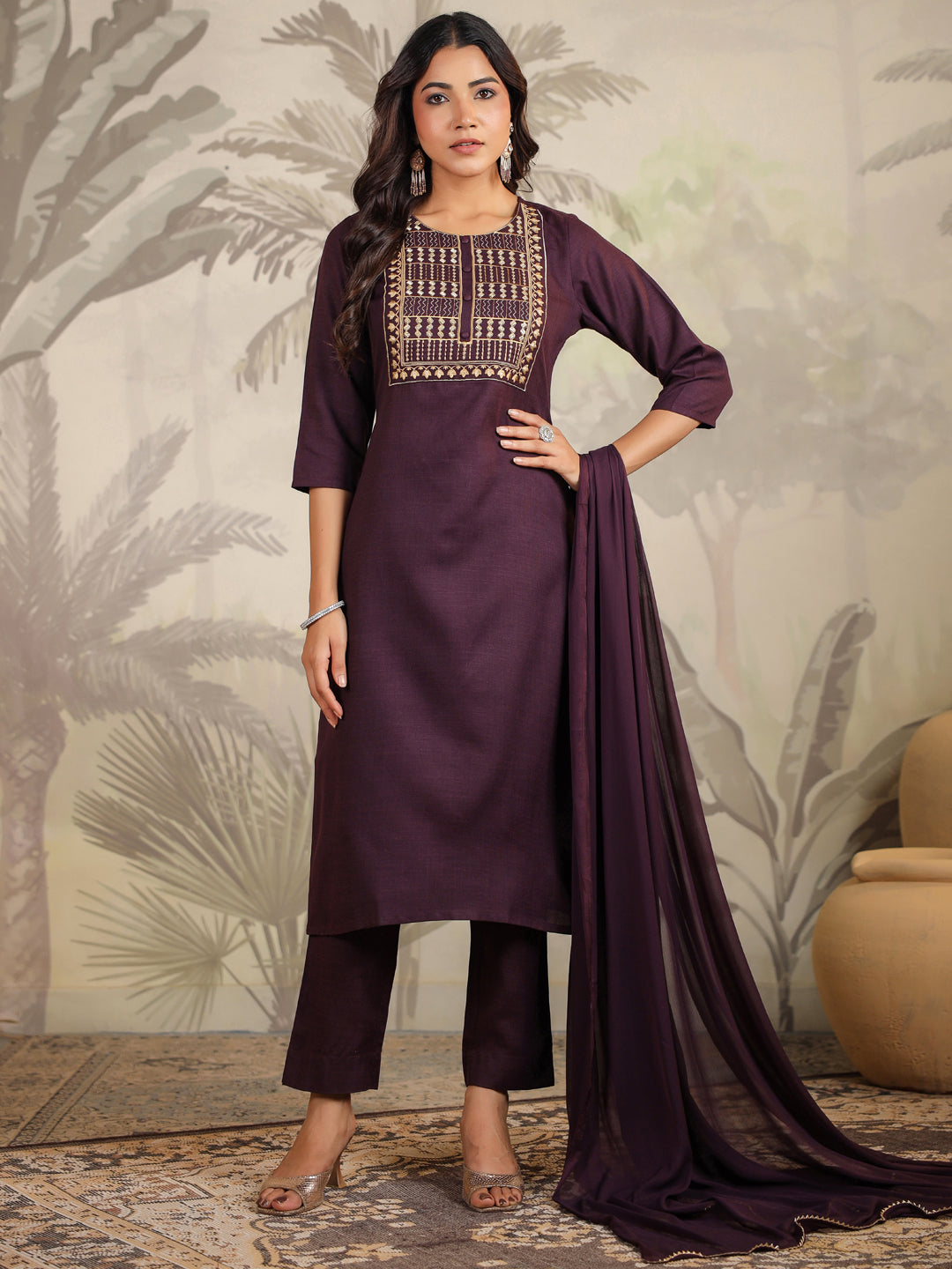Janasya Dark Cotton Blend Yoke Embroidery Straight Kurta Set