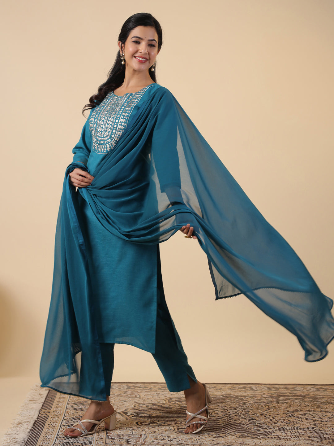 Janasya Bright Cotton Blend Embroidered Straight Kurta Set