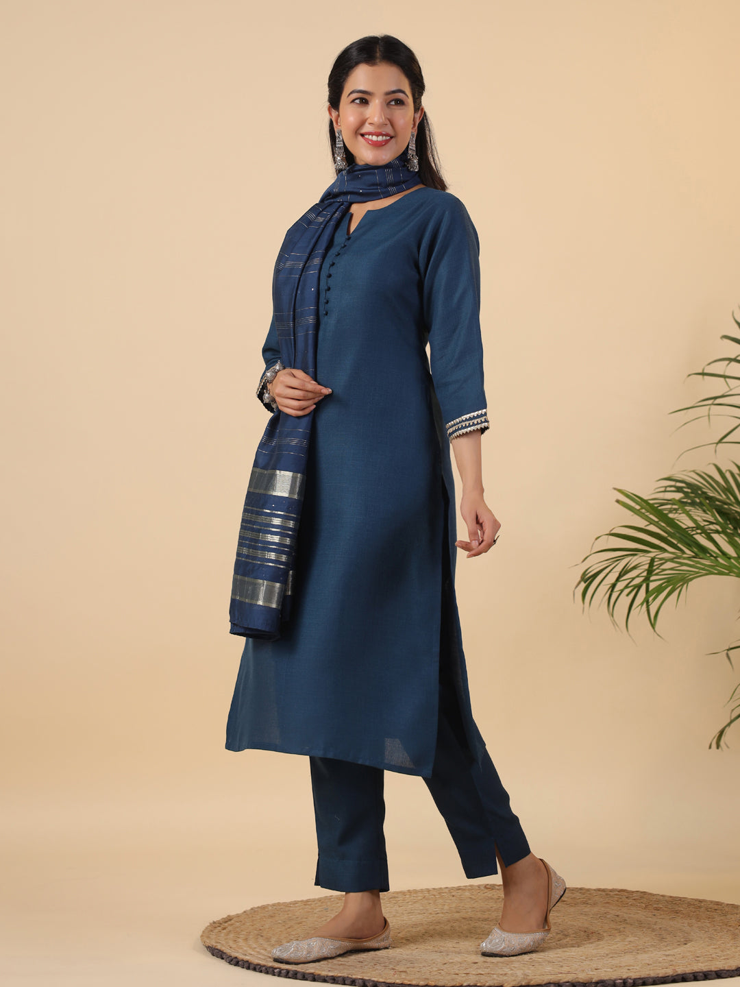 Janasya Dark Cotton Blend Solid Straight Kurta Set