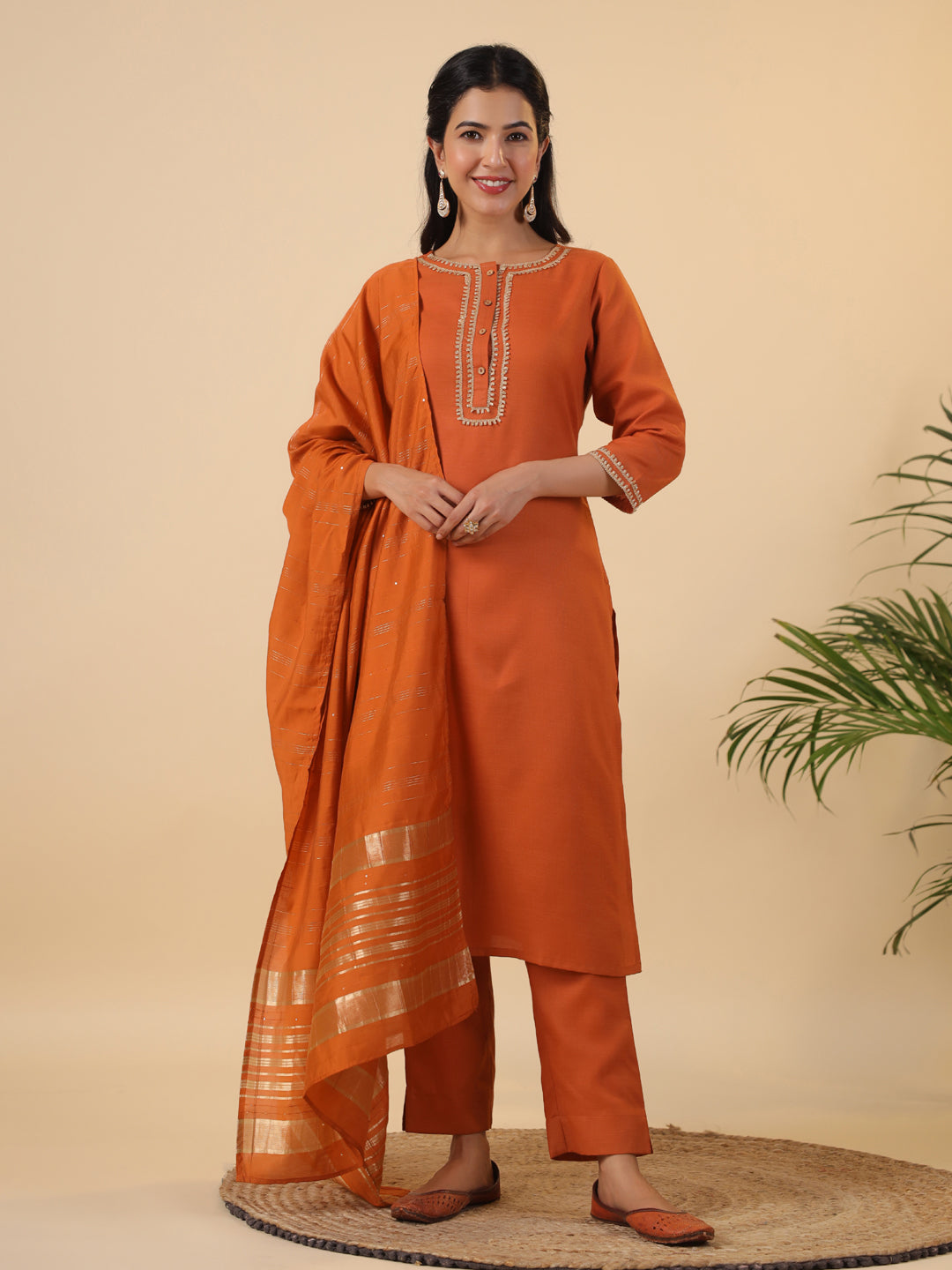 Janasya Dark Cotton Blend Yoke Design Straight Kurta Set