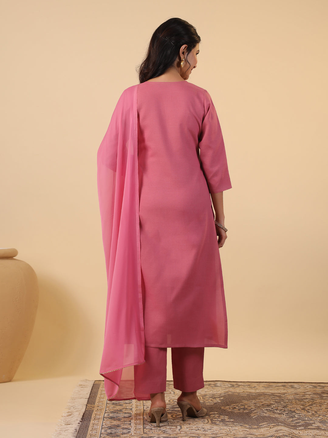 Janasya Light Cotton Blend Yoke Embroidery Straight Kurta Set