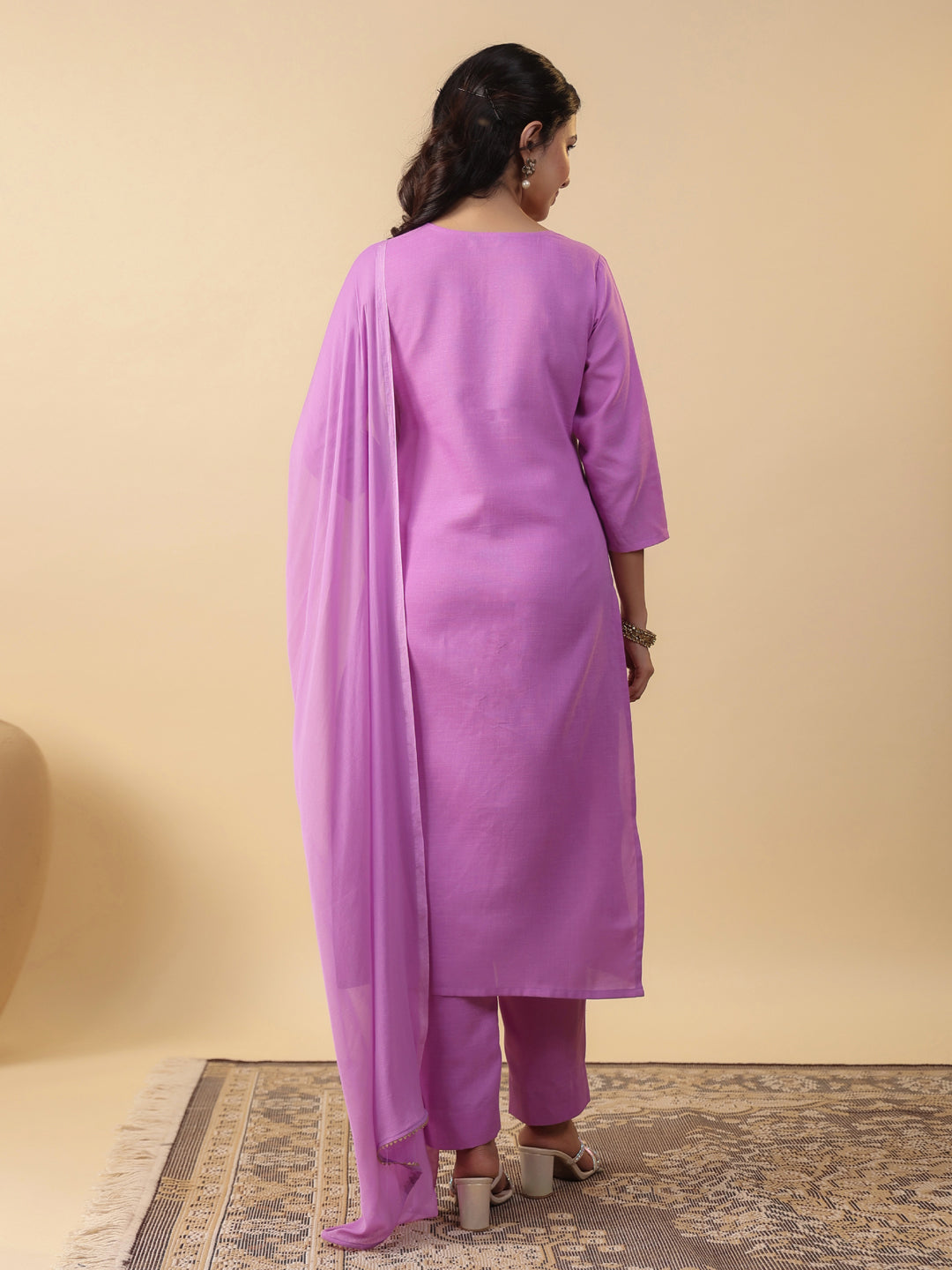 Janasya Bright Cotton Blend Yoke Embroidery Straight Kurta Set
