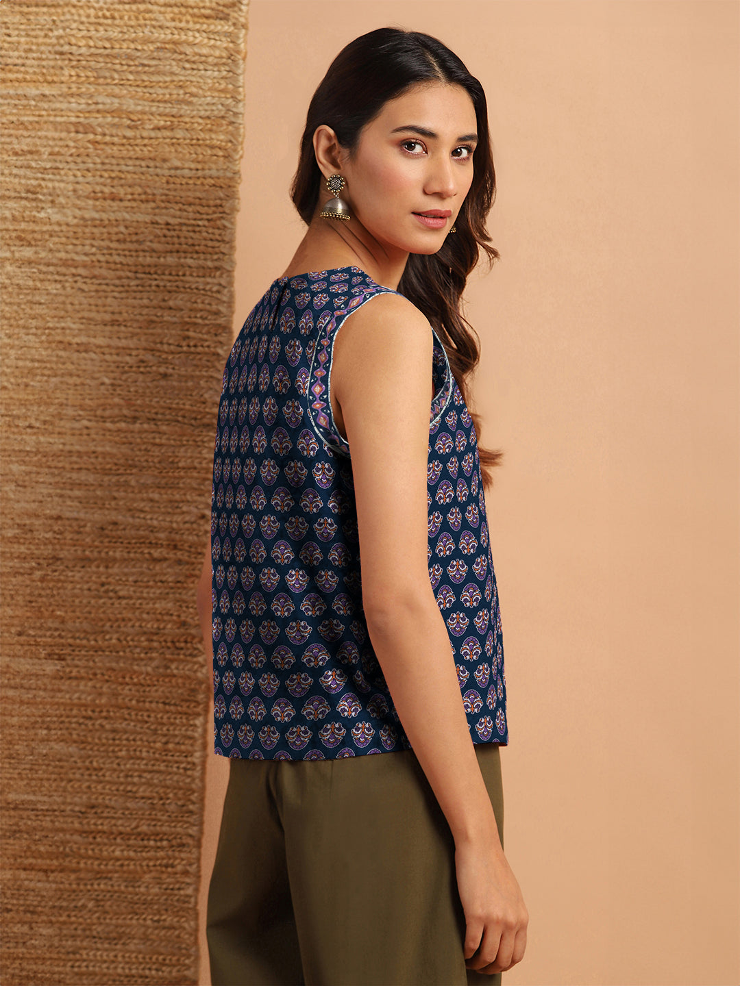 Janasya Dark Cotton Floral Straight Top