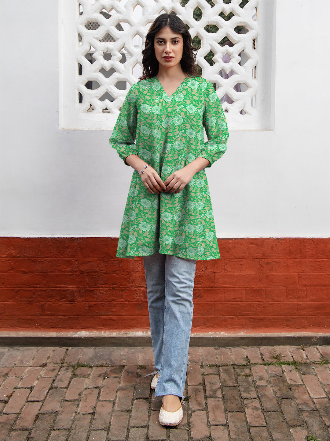 Janasya Dark Georgette Floral A-Line Tunic