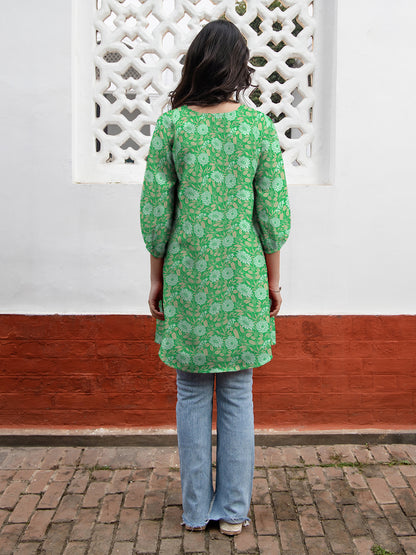 Janasya Dark Georgette Floral A-Line Tunic - Distacart