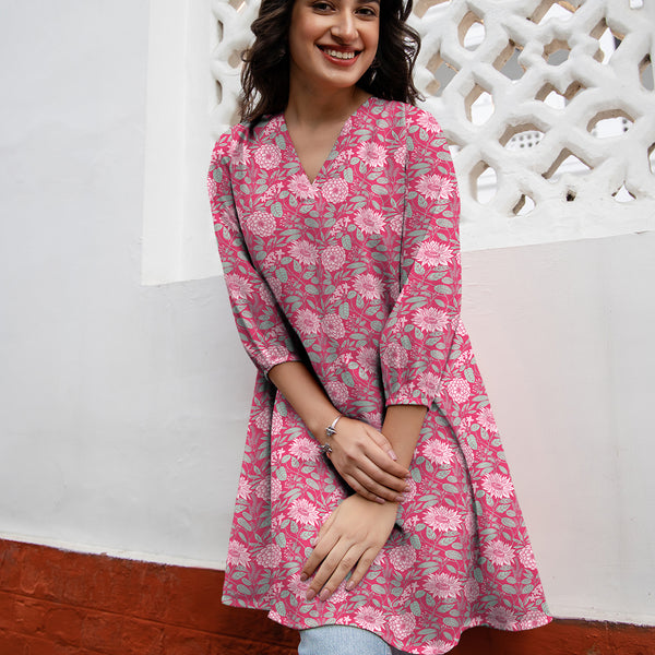 Janasya Dark Georgette Floral A-Line Tunic