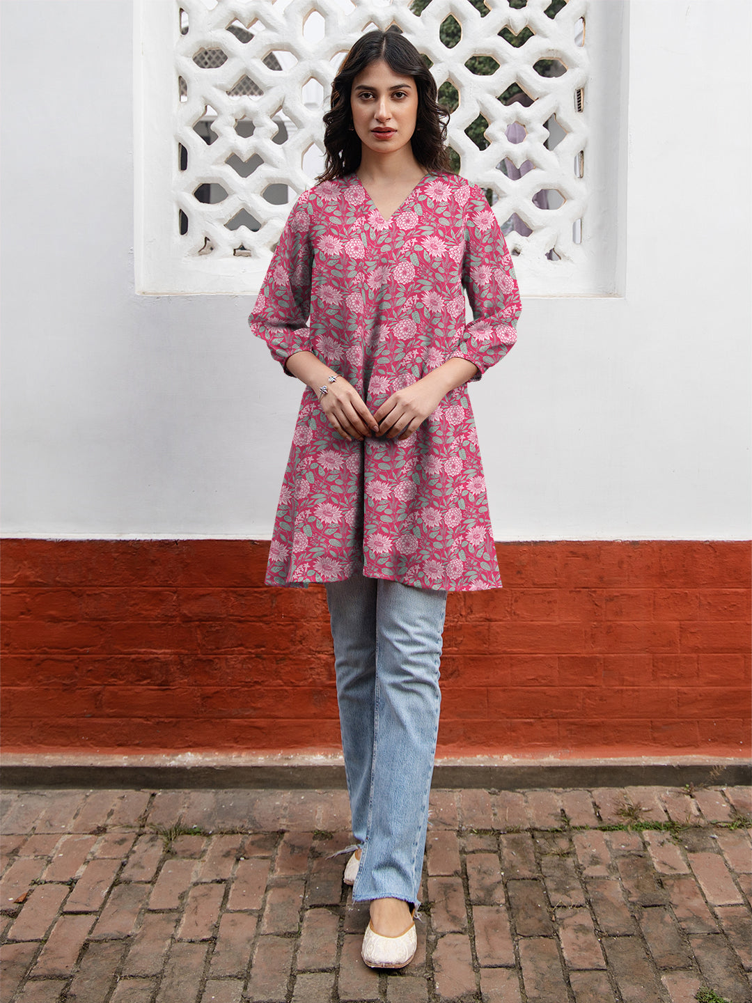 Janasya Dark Georgette Floral A-Line Tunic