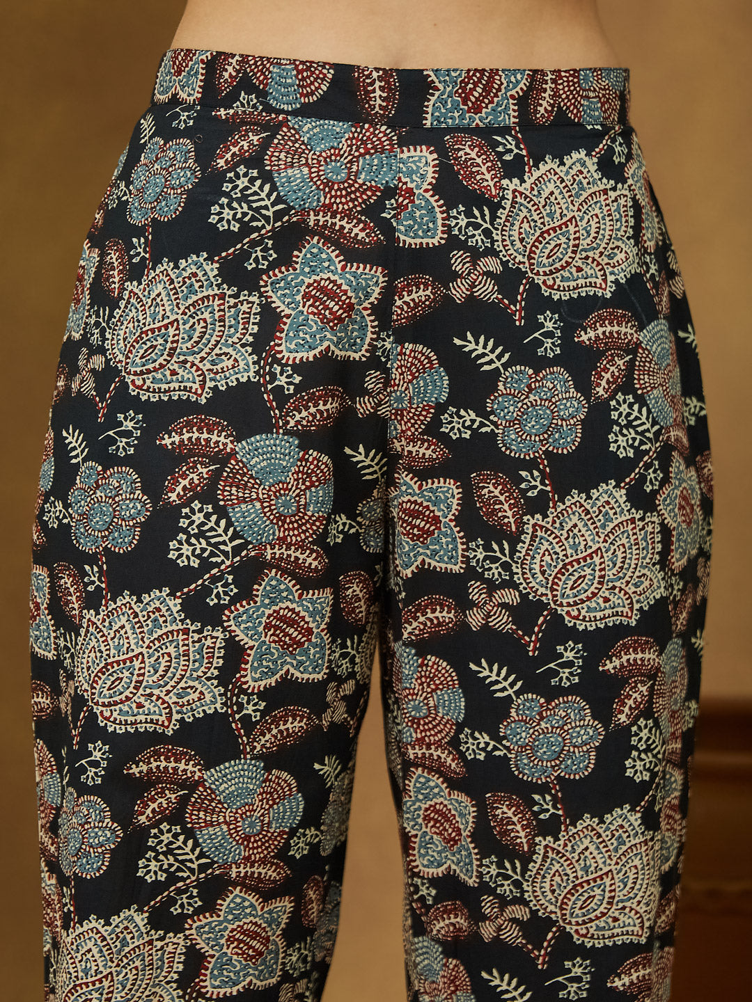Janasya Dark Cotton Floral Straight Top & Bottom Set