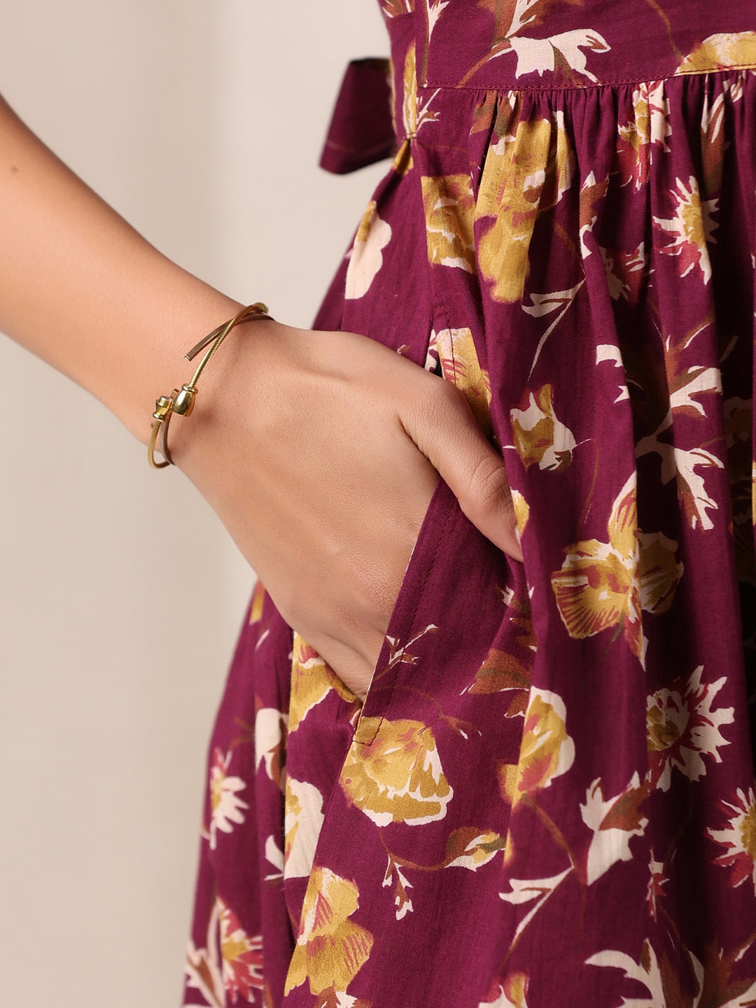 Janasya Dark Cotton Floral Gathered Dress