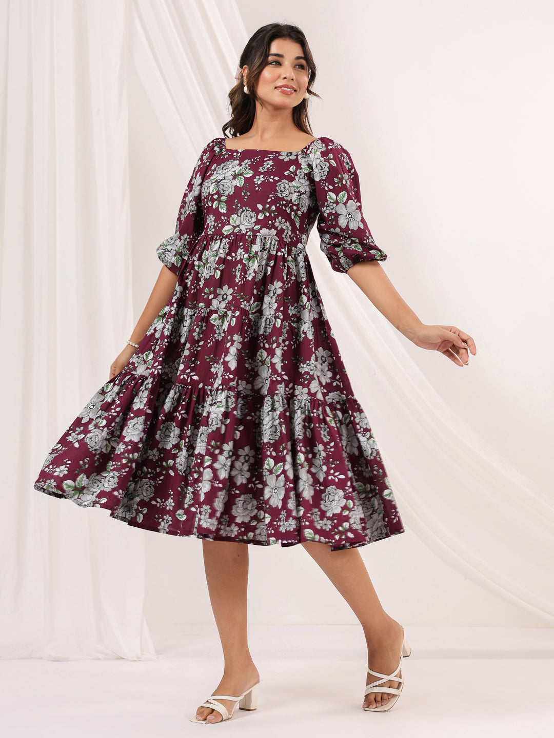 Janasya Dark Cotton Floral Tiered Dress