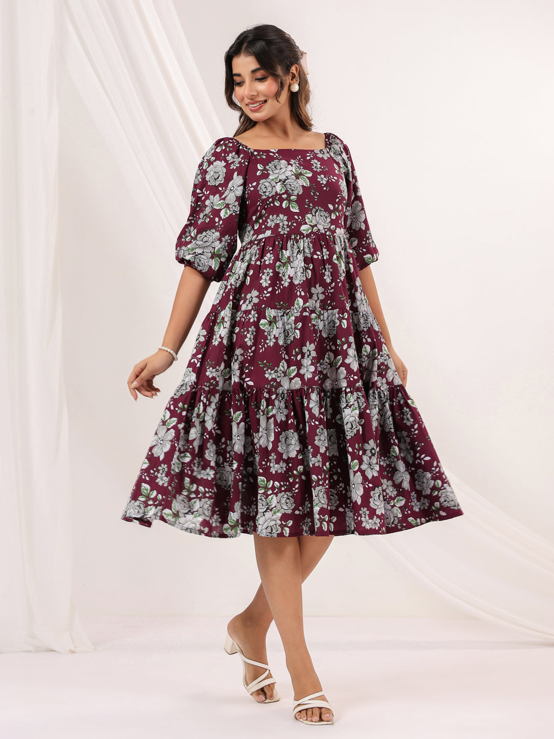 Janasya Dark Cotton Floral Tiered Dress