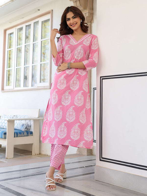 Janasya Light Cotton Ethnic Motifs Straight Kurta Set