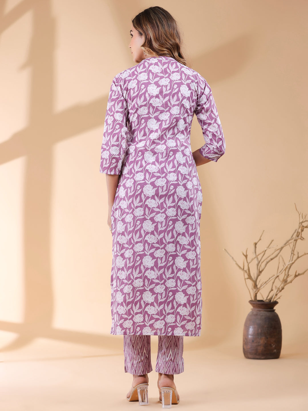 Janasya Light Cotton Floral Straight Kurta Set
