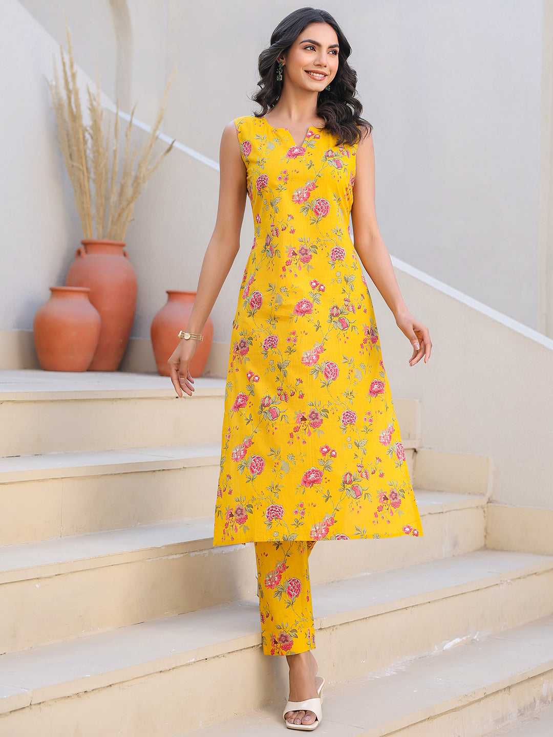 Janasya Bright Cotton Floral Straight Kurta Set