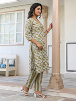 Thumbnail for Janasya Dark Cotton Floral Straight Kurta Set