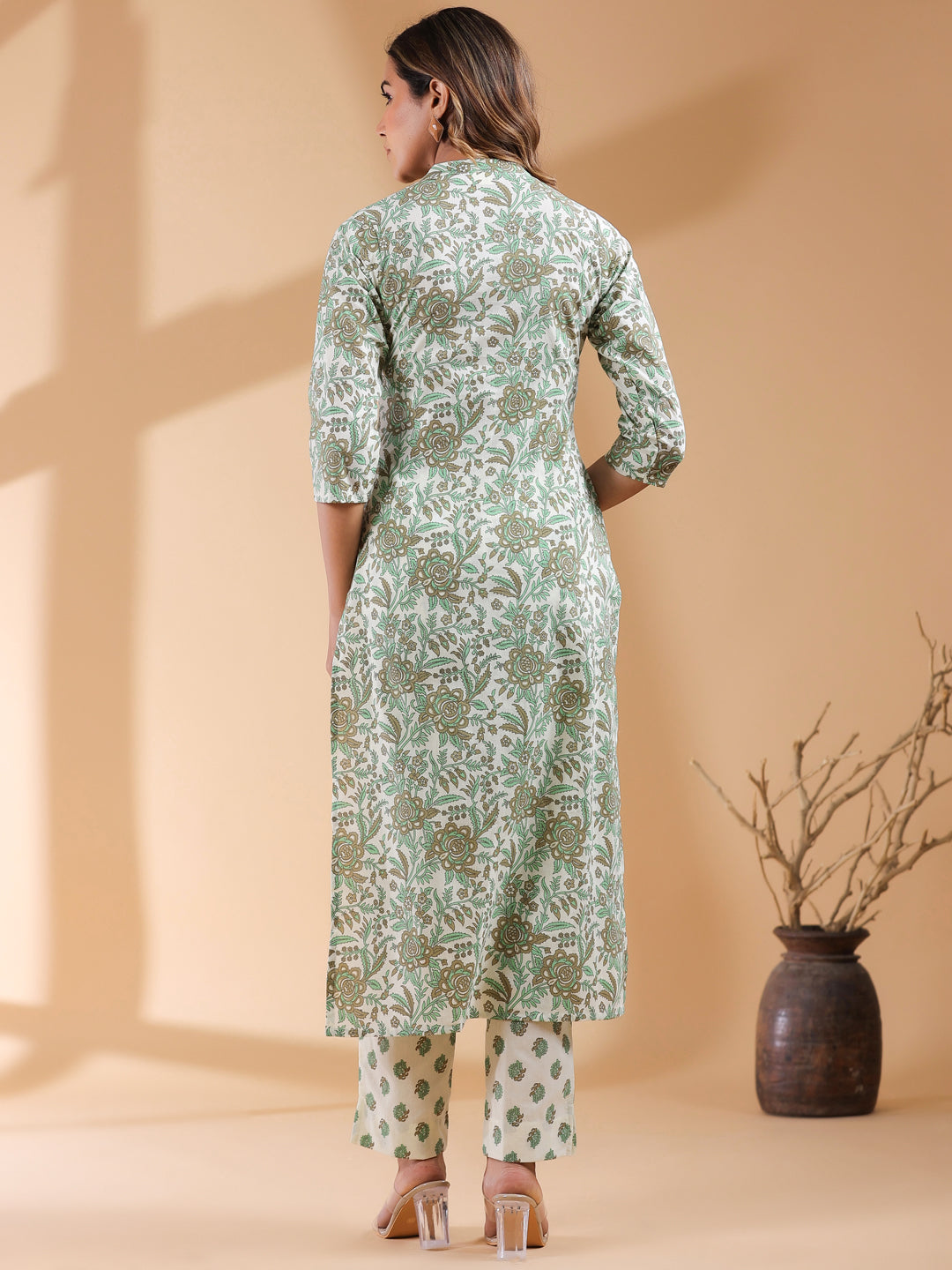 Janasya Light Cotton Floral Straight Kurta Set - Distacart