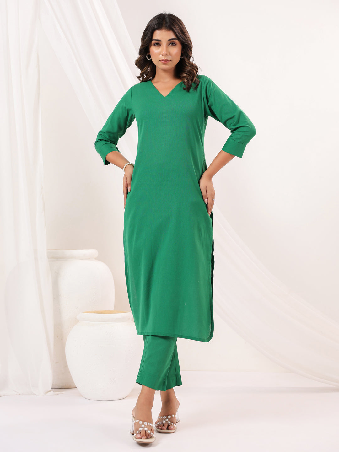 Janasya Dark Cotton Solid Straight Kurta Set