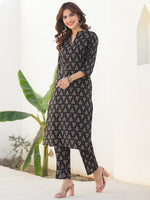 Thumbnail for Janasya Dark Cotton Floral Straight Kurta Set