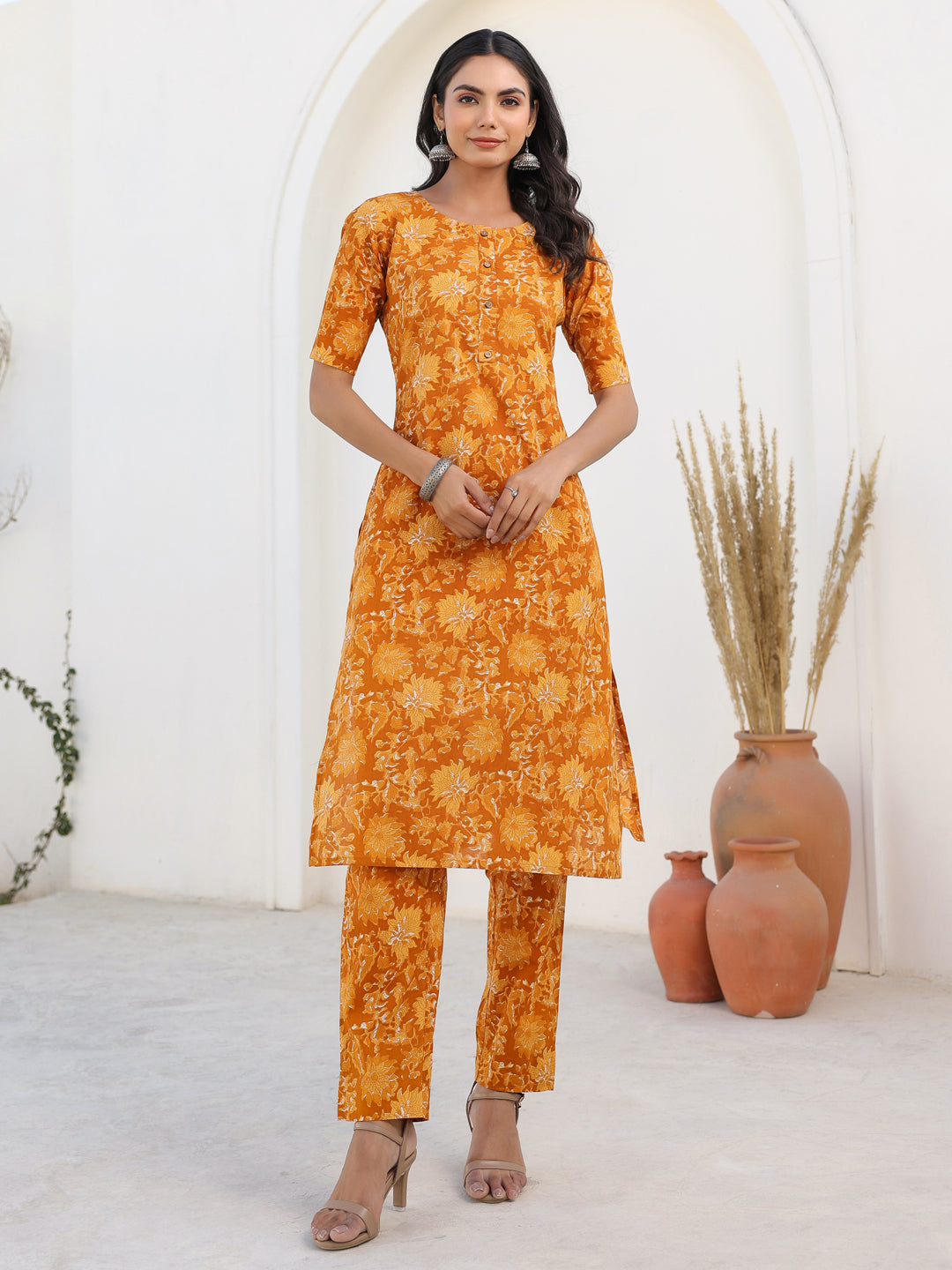 Janasya Bright Cotton Floral Straight Kurta Set