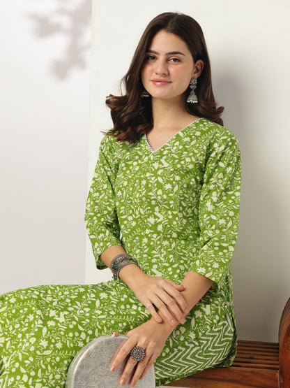 Janasya Bright Cotton Floral Straight Kurta Set - Distacart