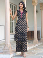 Thumbnail for Janasya Dark Cotton Floral Straight Kurta Set