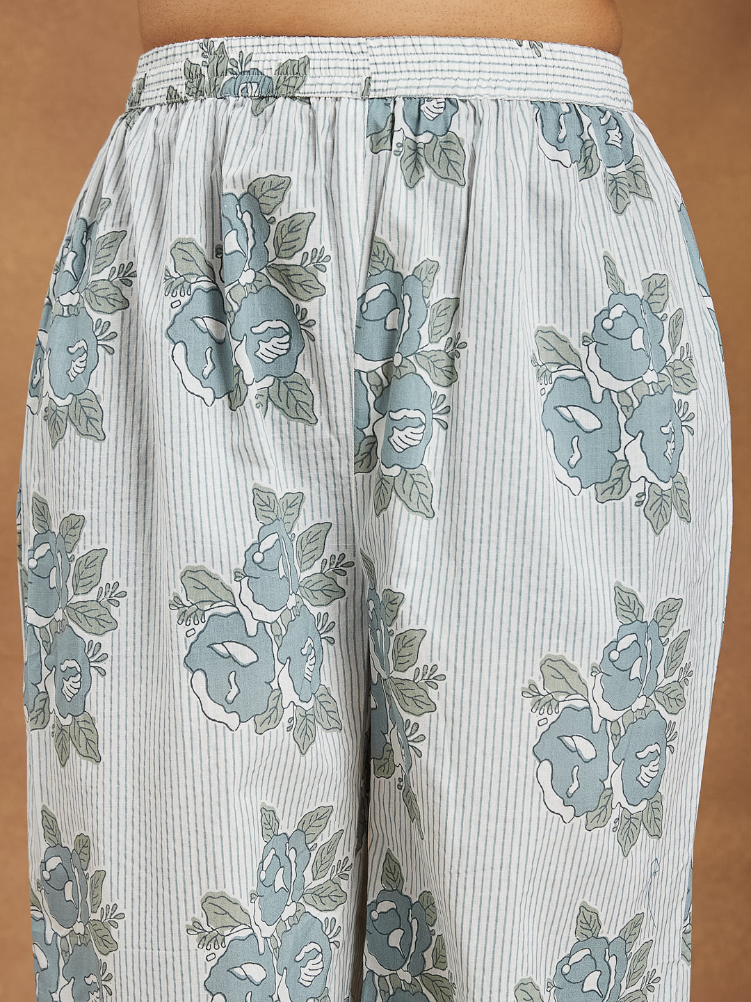 Janasya Light Cotton Floral A-Line Kurta Set - Distacart
