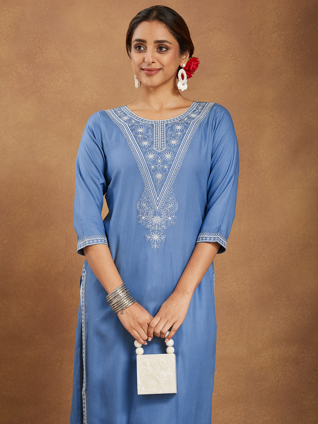 Janasya Light Rayon Blend Embroidered Straight Kurta