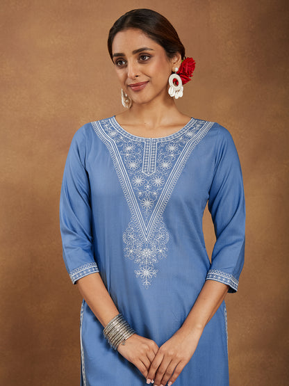 Janasya Light Rayon Blend Embroidered Straight Kurta - Distacart
