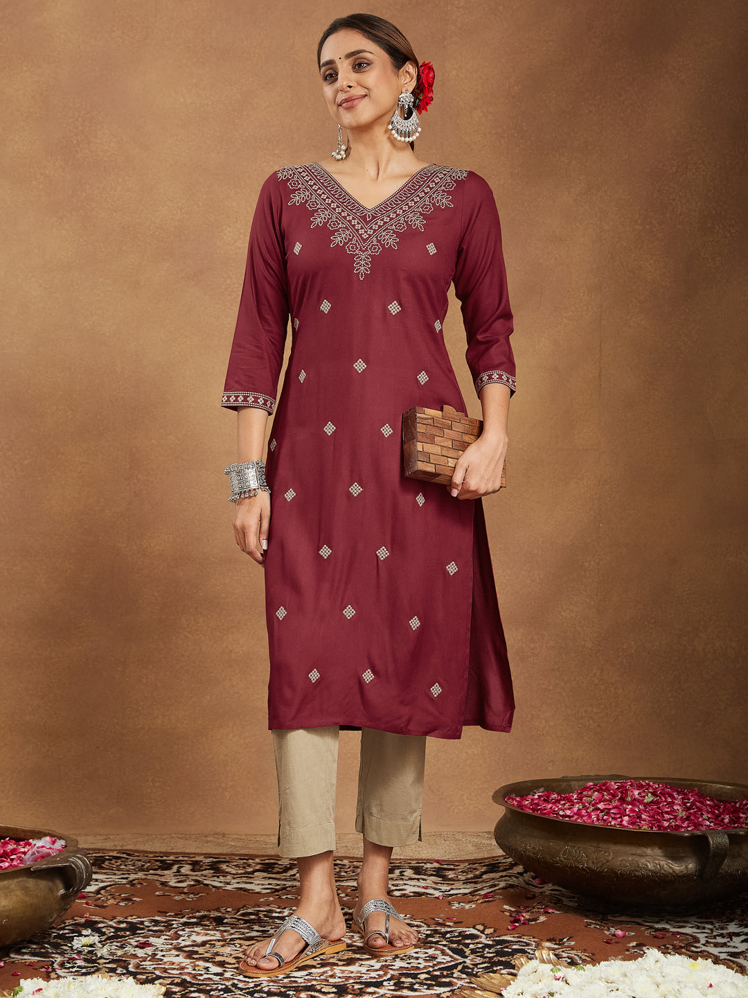 Janasya Dark Rayon Embroidered Straight Kurta