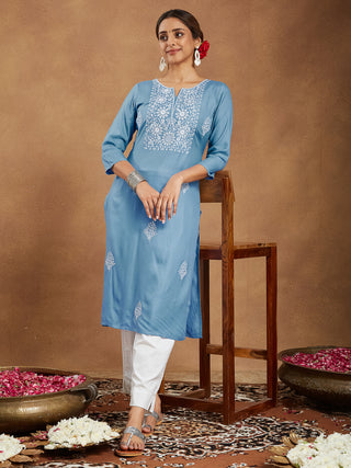 Janasya Light Rayon Embroidered Straight Kurta