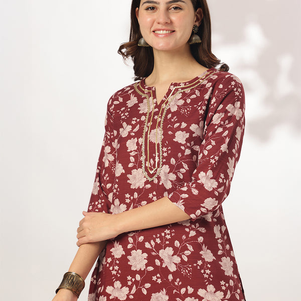 Janasya Dark Rayon Blend Floral Straight Kurta Set