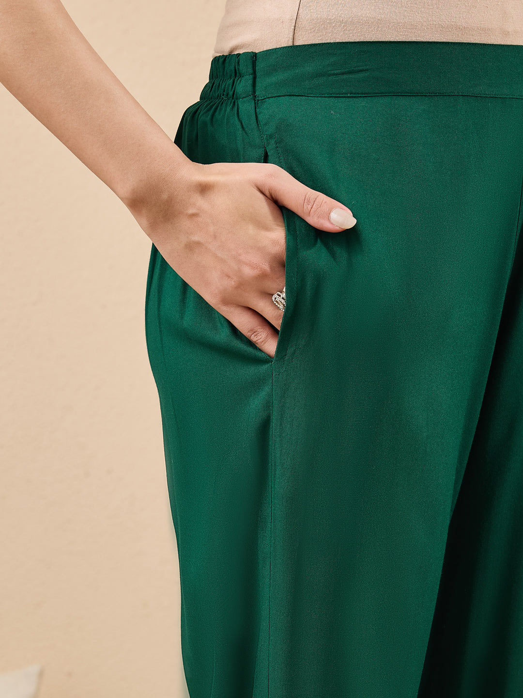 Janasya Green Straight Rayon Co-Ords - Dista