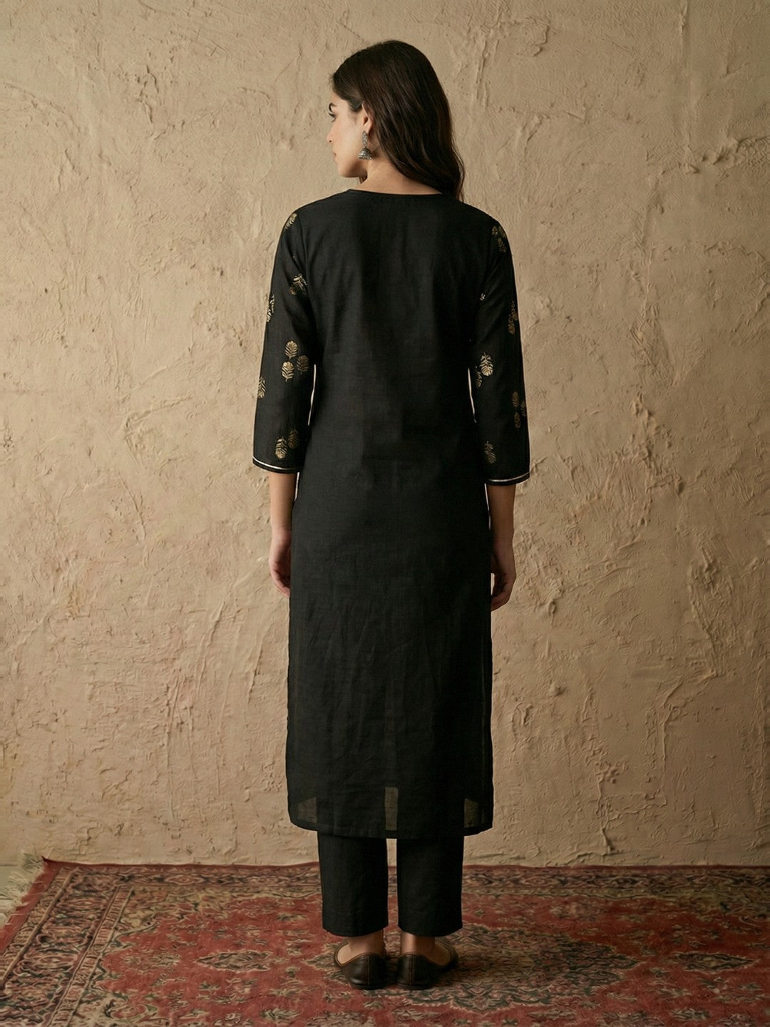 Janasya Black Straight Silk Blend Kurta - Dista