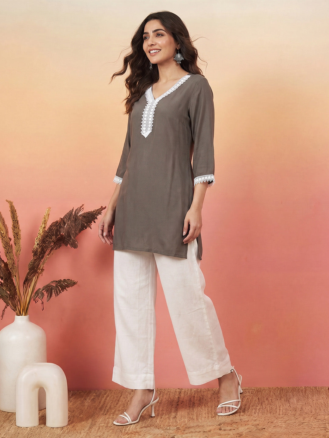 Janasya Grey Straight Rayon Kurta - Dista