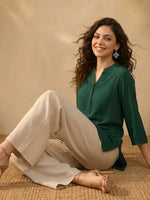Thumbnail for Janasya Dark Green Straight Rayon Kurta - Dista